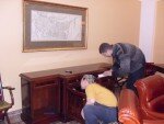 Бригадир курирует работу  